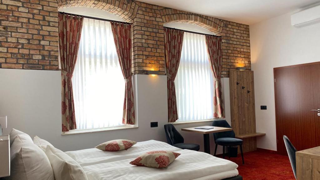 Hotel Friedchen Mit Eigener Fleischerei Artern Luaran gambar