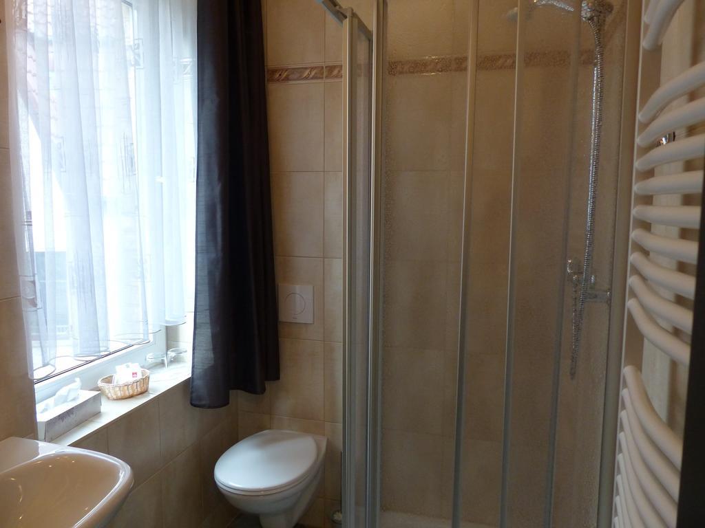 Hotel Friedchen Mit Eigener Fleischerei Artern Bilik gambar