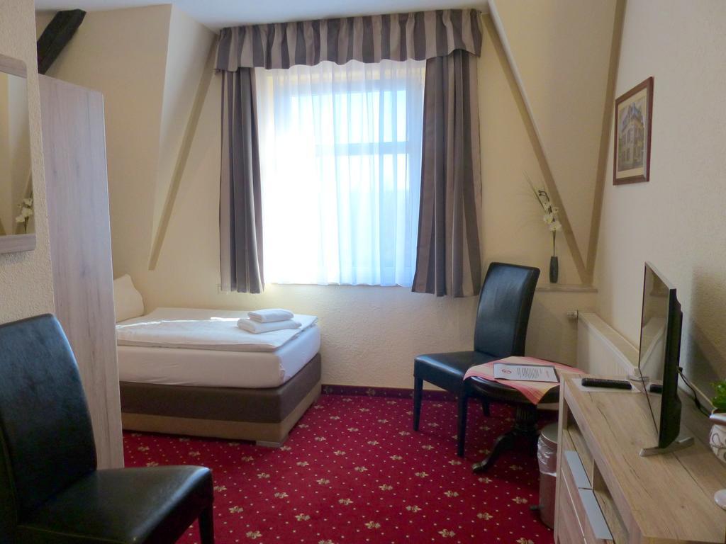 Hotel Friedchen Mit Eigener Fleischerei Artern Luaran gambar