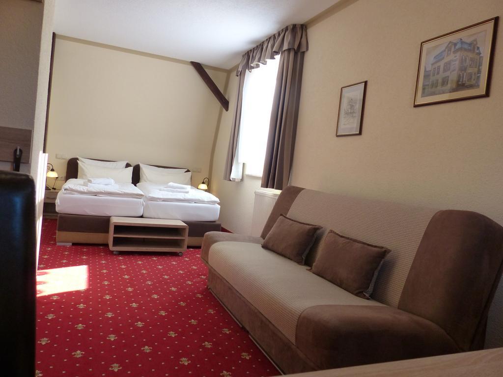Hotel Friedchen Mit Eigener Fleischerei Artern Luaran gambar