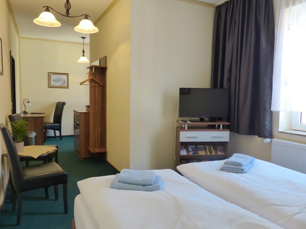 Hotel Friedchen Mit Eigener Fleischerei Artern Luaran gambar