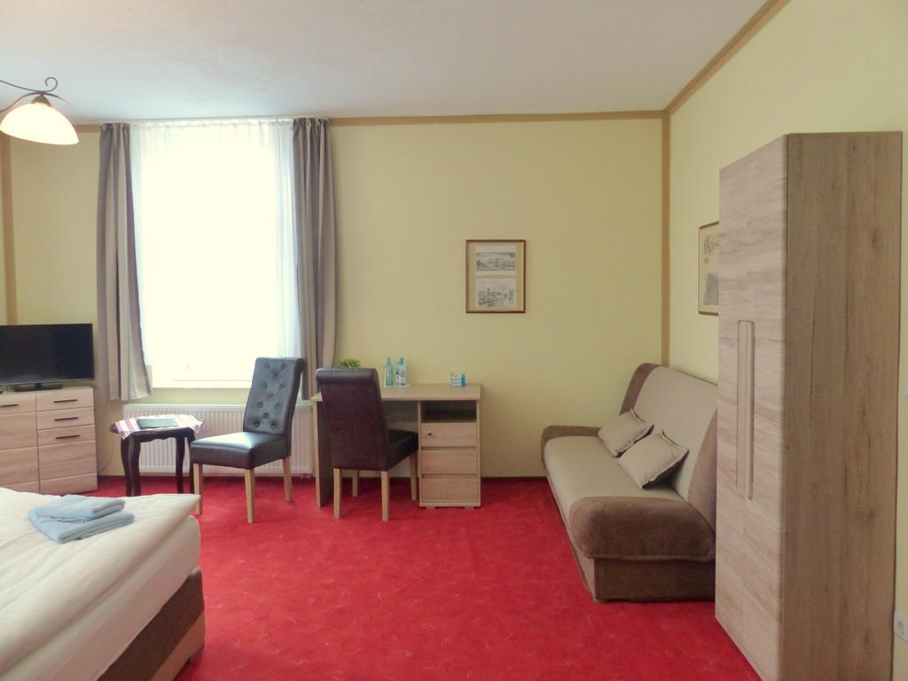 Hotel Friedchen Mit Eigener Fleischerei Artern Luaran gambar