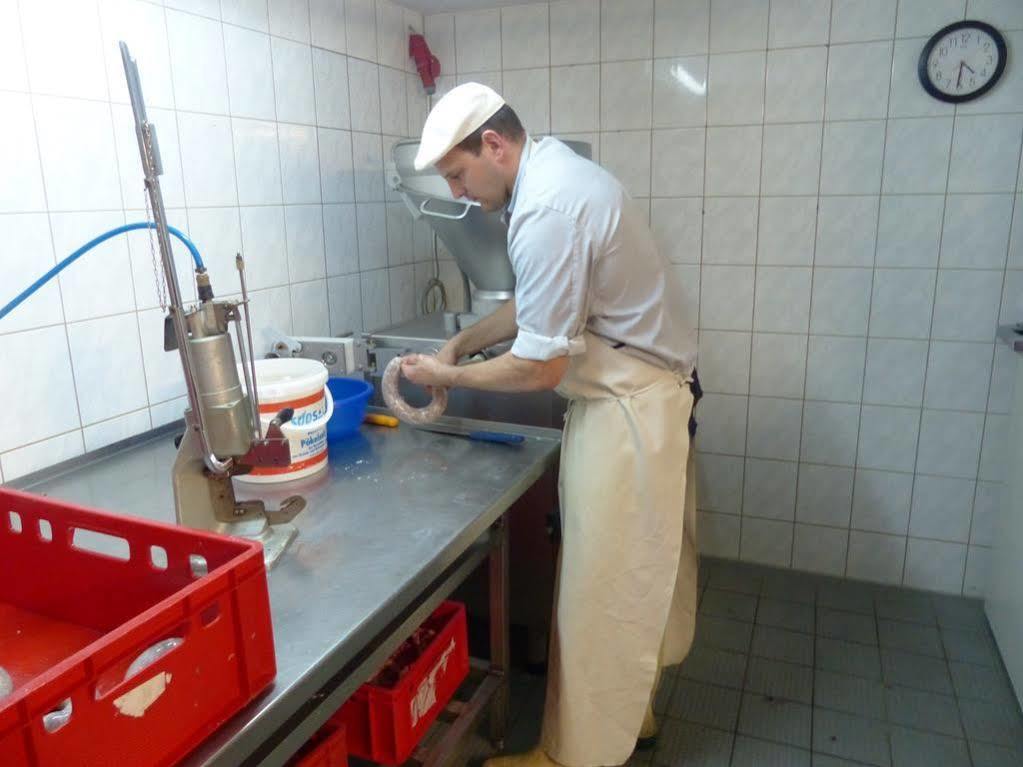 Hotel Friedchen Mit Eigener Fleischerei Artern Luaran gambar